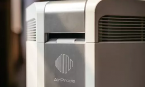 当所有的空气净化器都在谈智能时，AirProce已经能把PM2.5发到朋友圈 