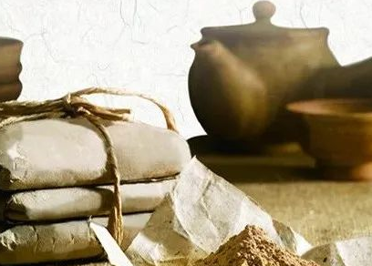 居家健康：干燥过敏，皮肤脱屑瘙痒！常喝3碗粥，益气养血，清热排毒~